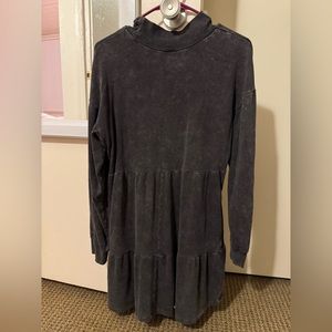 Long sleeve dress from wild fable, size S.